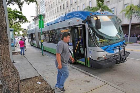 articulated2 bus lnew cmg